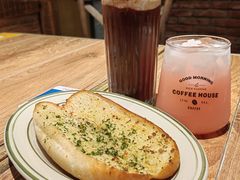 -玛格萝妮(汇智国际商业中心店)