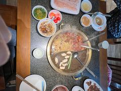 -小天鹅火锅·一线江景洪鼎旗舰店(洪崖洞店)