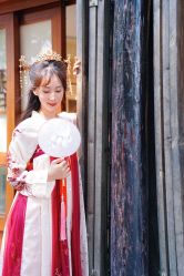 -一揽芳华汉服旗袍体验馆(拙政园店)