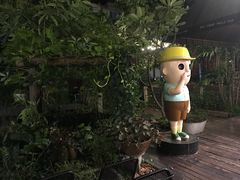 -莓园冰淇淋店