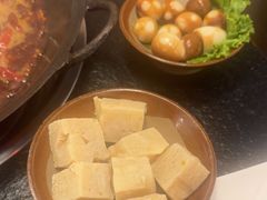-渝井巷重庆老火锅(沈阳吉祥店)