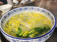 -火烧房子菊花米线(兴盛路店)