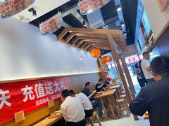 大堂-呼啦面馆·头牌豌杂面(爱琴海店)
