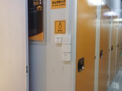 -安东易迷你仓自助寄存仓库(淞虹路店)