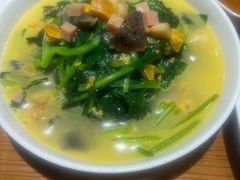 -金枝玉叶上海人家食府(三里河店)