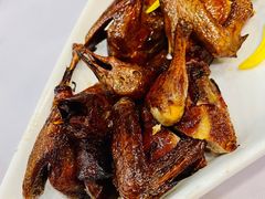 红烧乳鸽-勝記酒家·37年老字号·经典粤菜(荔枝公园店)