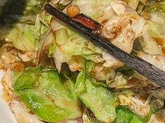 -阿瓦山寨·湘菜现炒·剁椒鱼头王(咸阳总店)
