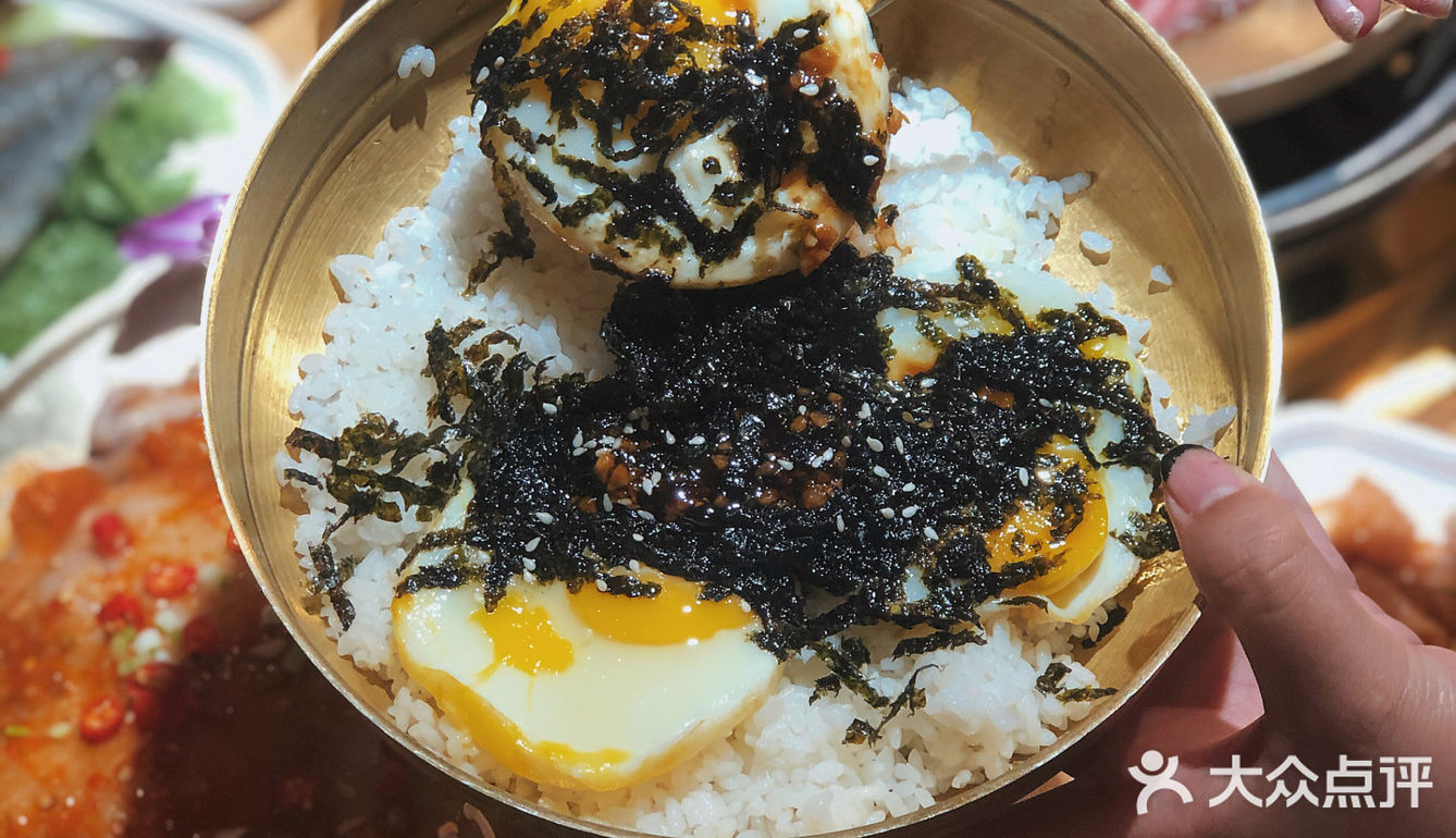 南京超正宗东北烤肉！！大口吃肉太爽啦！！