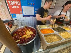 自助取餐区-三兄弟高炉烧饼