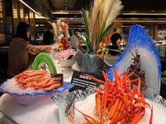 -钱小奴海鲜自助黑金店(杭州滨江龙湖店)