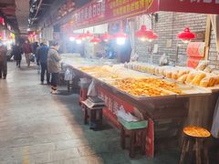 自助取餐区-水街美食城(泛宇邕江一品店)