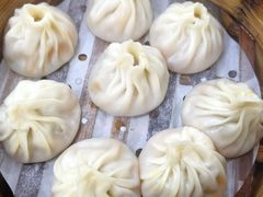 -莱莱小笼·乔艾