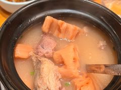 -莲餐厅·湖北菜·潜江小龙虾店(愚园路店)