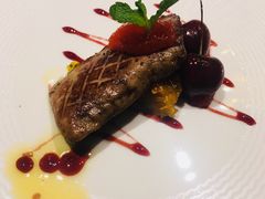 法式煎鹅肝佐樱桃红酒汁-米洛克欧洲蛋糕(西南路店)