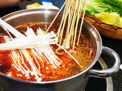 毛肚锅-老何太太鹤岗小串·团建聚餐(龙华店)