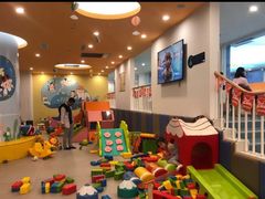 -戊辰亲子游泳俱乐部