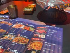-何师烧烤Pro ·江湖川菜·小龙虾·精酿(太古里旗舰店)