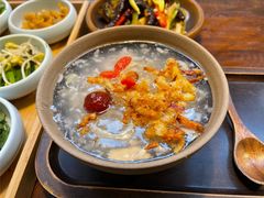 -银米·云南传统过桥米线(双廊黑金冠店)