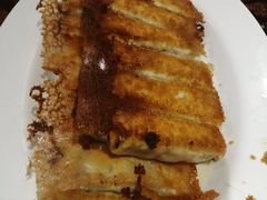 猪肉三鲜-大眼锅贴水饺(河东店)