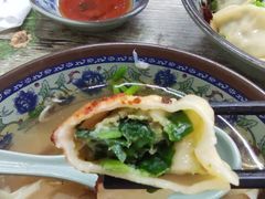 韭菜猪肉煎饺-无名氏宵夜小摊(祝家三姐妹馄饨店)