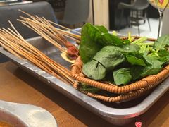 -牛串门串串香(东直门簋街总店)