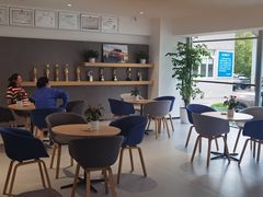 -上汽大众4S店(上海冠松店)