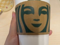 -星巴克(上海长宁来福士1F店)