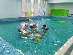 -乐悠游亲子游泳俱乐部
