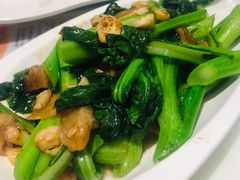-新大咀港式茶餐厅(宝山万达店)