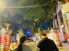 -绳金塔
