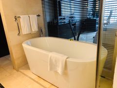 -青岛海尔洲际酒店