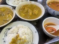 咖喱鸡-家利美食店