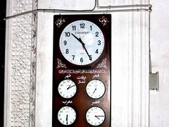 -艾提尕尔清真寺