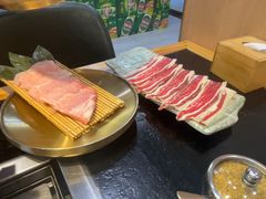 -臻牛烤肉