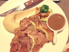 迷迭香柠檬烤鸡腿-Deer Park鹿园西餐(仁恒置地广场店)