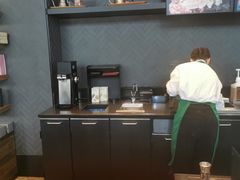 -星巴克(七宝领展广场1F店)