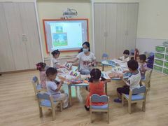 -红黄蓝成长中心(公益西桥校区)