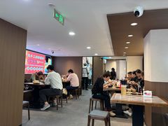 -莱莱小笼·乔艾