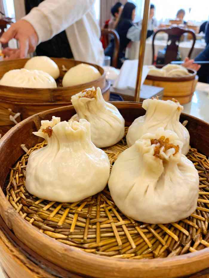 怡园饭店-"房间很差,很老,厕所反味,窗户隔音很差!"-大众点评移动版