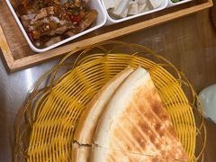 -鲁南仔·滕州炒鸡(经三路店)