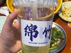 -休记光头香辣蟹干锅(绵竹店)