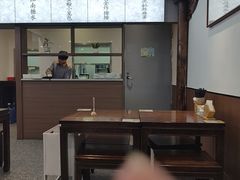 -蟹上黄·蟹黄面·江南糖水(人民广场店)