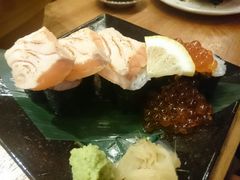 炙烧鲑鱼亲子寿司-鰓呼吸 石垣島 美崎町店