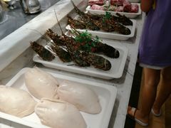 -雍和会海鲜姿造自助(湖东路店)