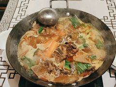 -霄汉牛三鲜湖北砂锅菜(万松园2店)