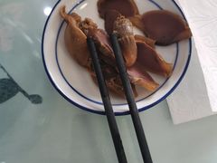 -滋滋香馄饨(听海路店)