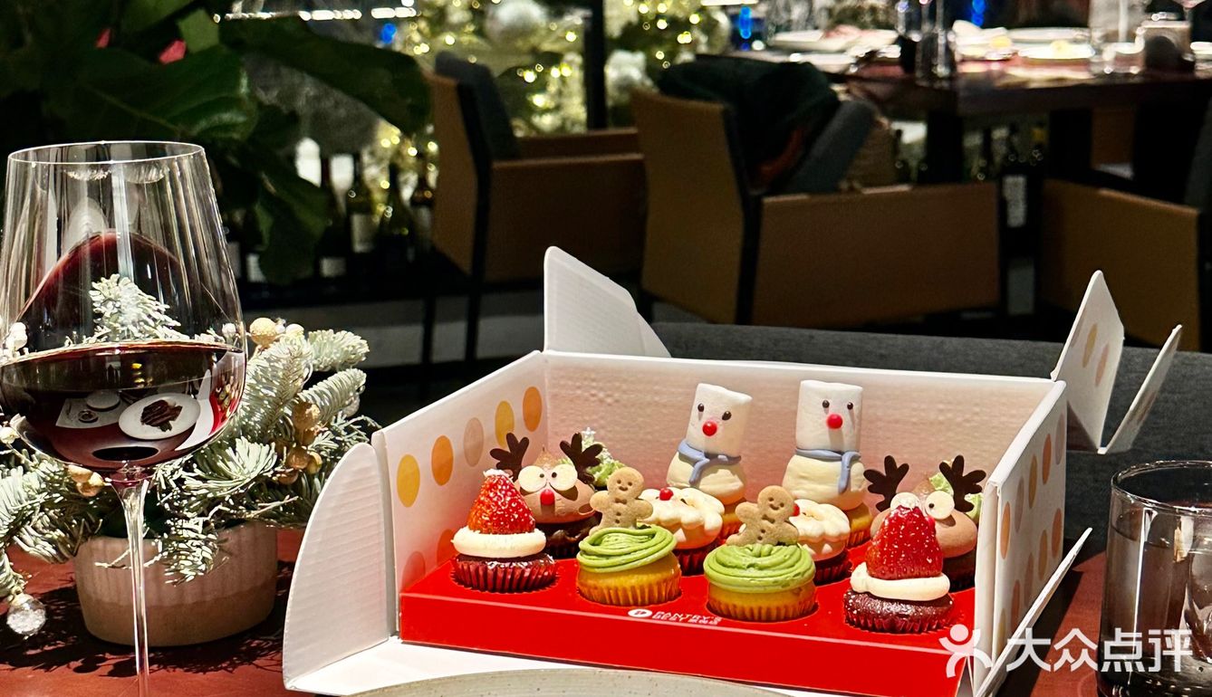 圣诞小蛋糕把气氛拉满了🎄🎅🏻🧁