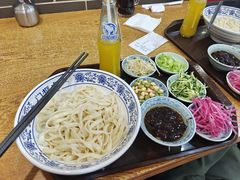 老北京炸酱面-门框胡同百年卤煮(新街口店)