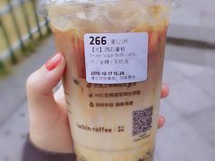 陨石拿铁-瑞幸咖啡(南昌国际金融中心店)