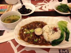 -康师傅私房牛肉面(马泉营奥莱店)